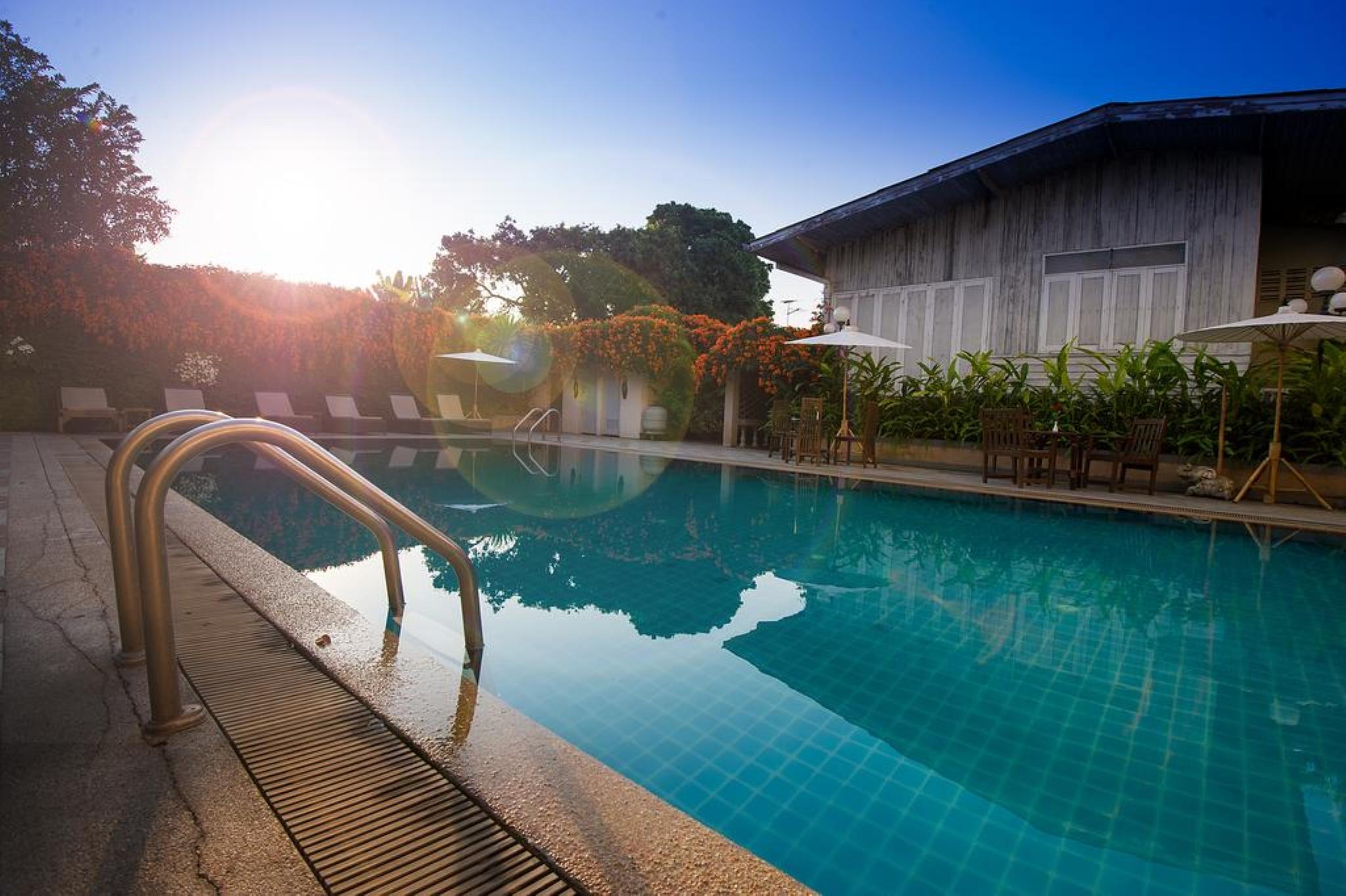 Chiangmai Gate Hotel Chiang Mai Exterior photo
