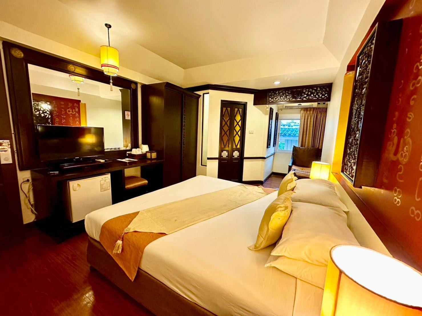 Chiangmai Gate Hotel Chiang Mai Exterior photo