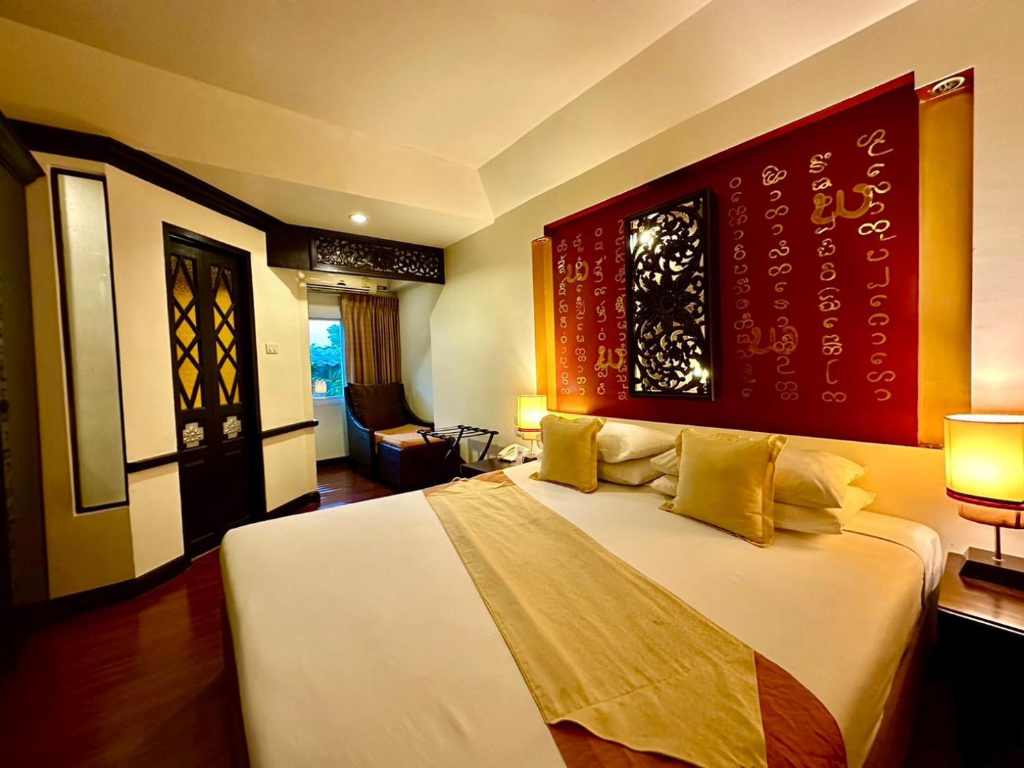 Chiangmai Gate Hotel Chiang Mai Exterior photo