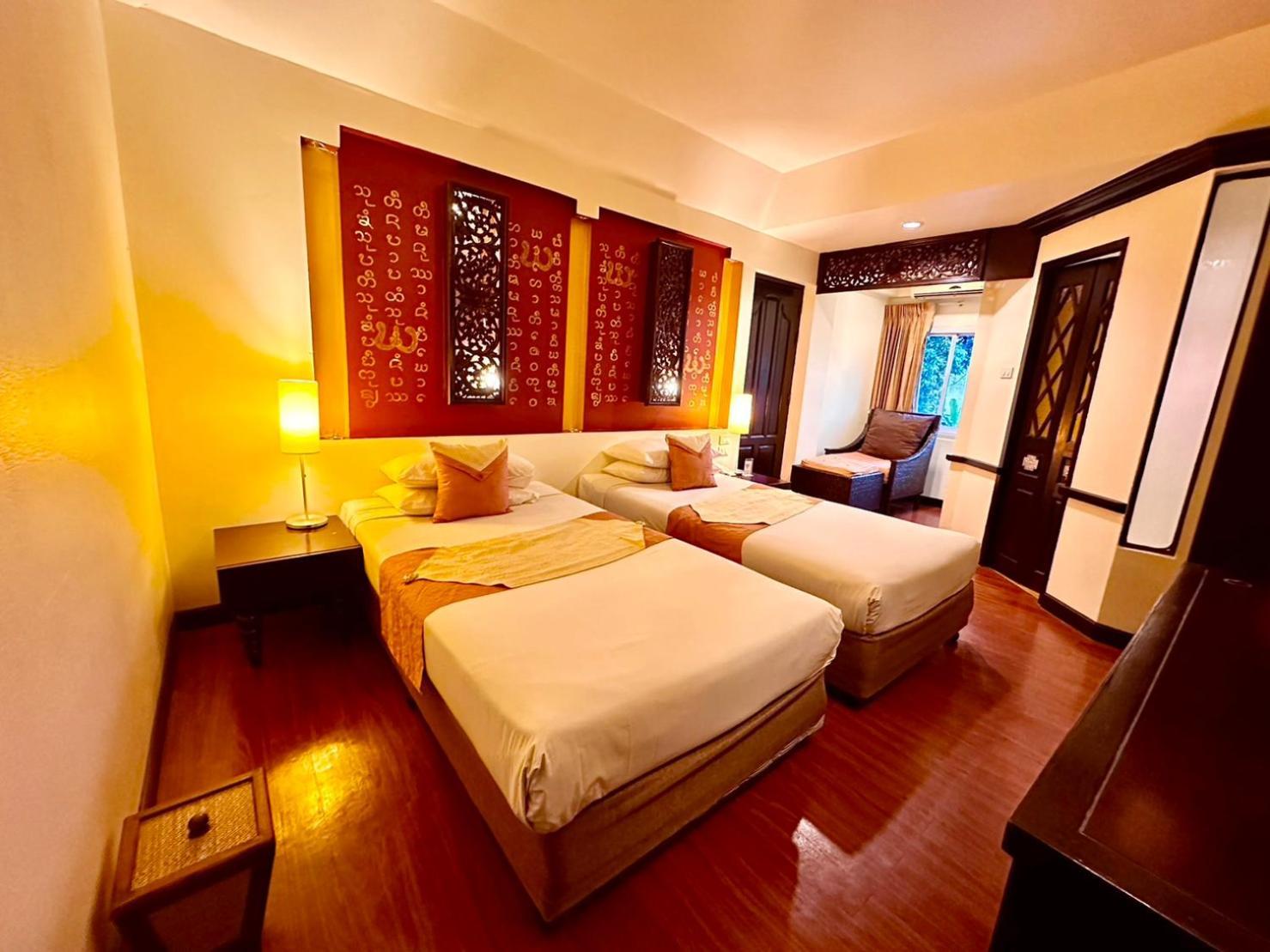 Chiangmai Gate Hotel Chiang Mai Exterior photo